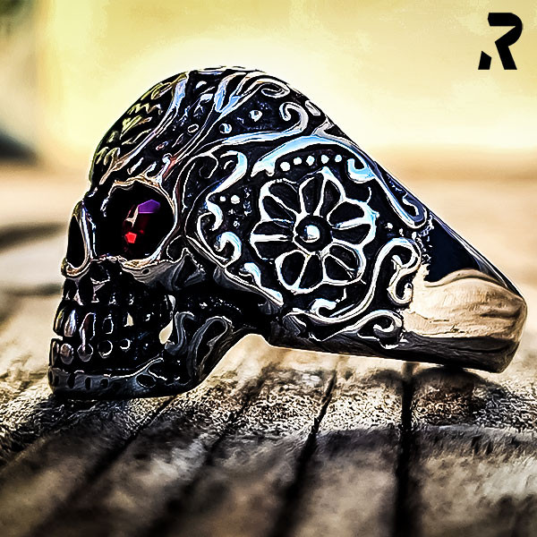 TOTENKOPF RING ROTER BARON